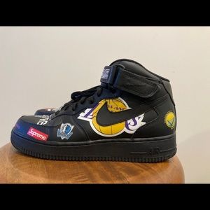 NIKE Air Force One Supreme Mid